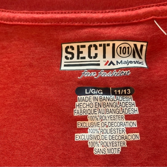 NWT UGA v neck tee in size Large - Picture 2 of 8